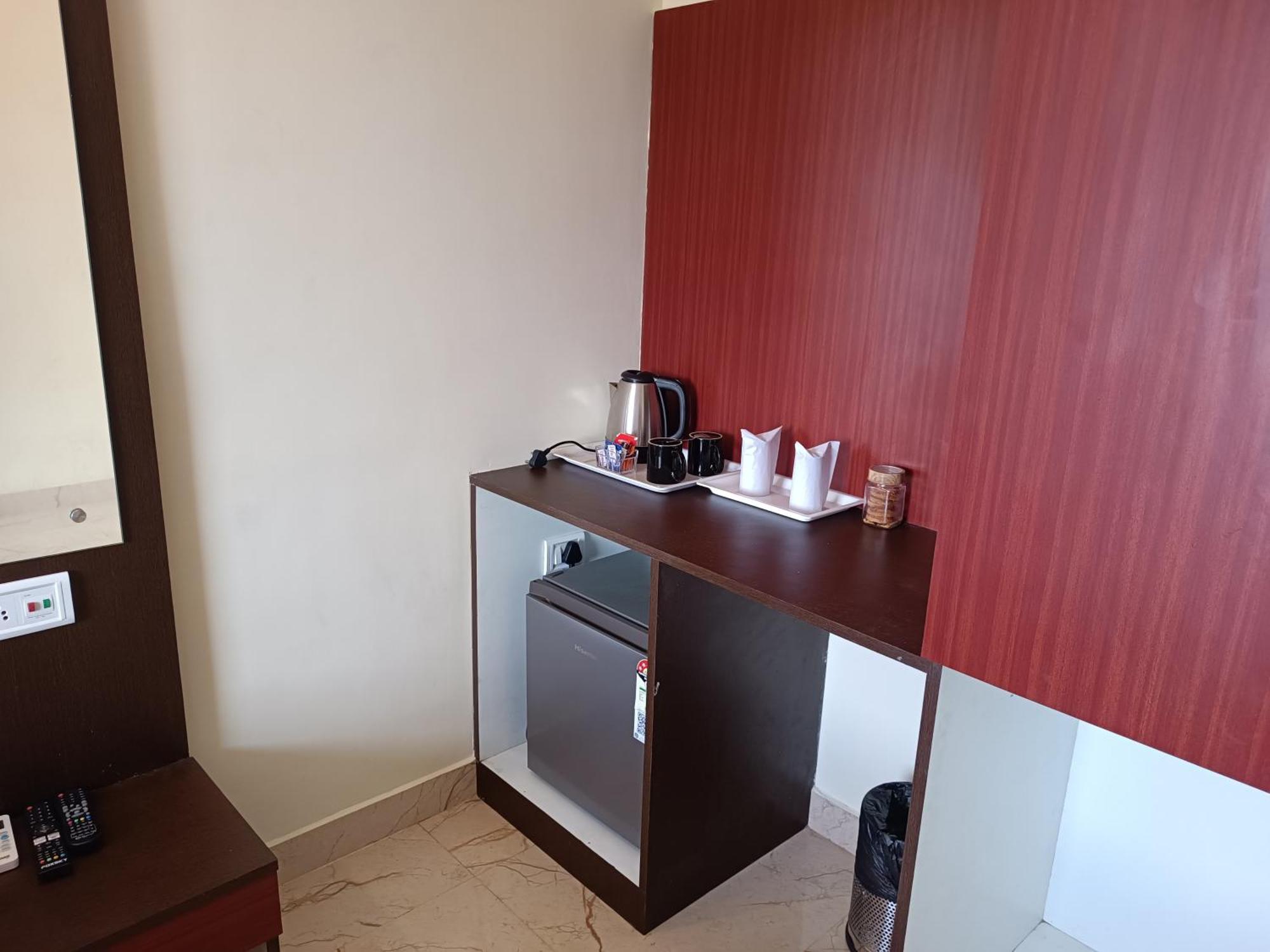 Mom Hotel - Unit Of Mom Hotel Purî Extérieur photo